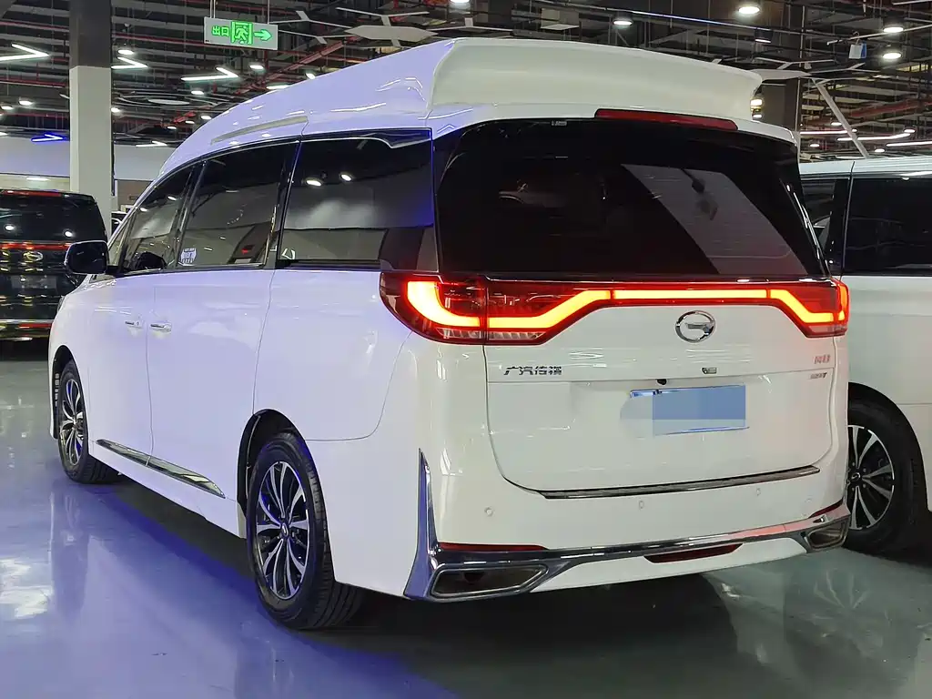 GAC Motor Trumpchi M8 2021 — фото 24
