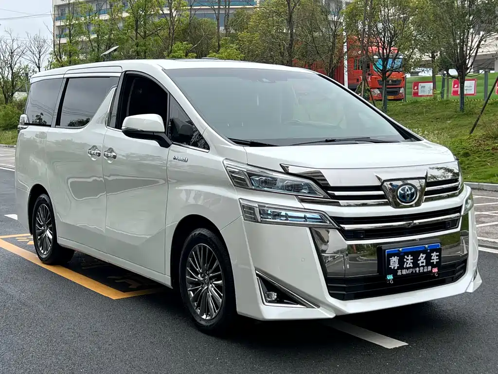 Toyota Vellfire 2021 — фото 3