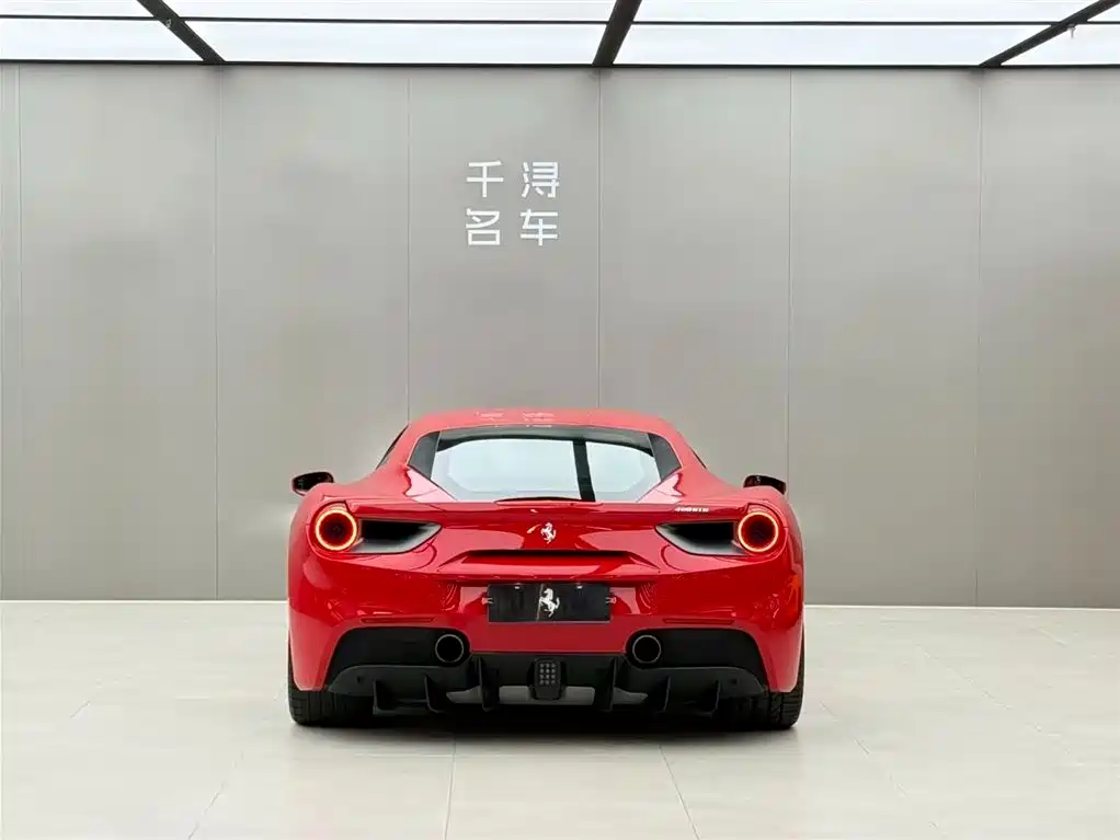Ferrari 488 2019 — фото 13