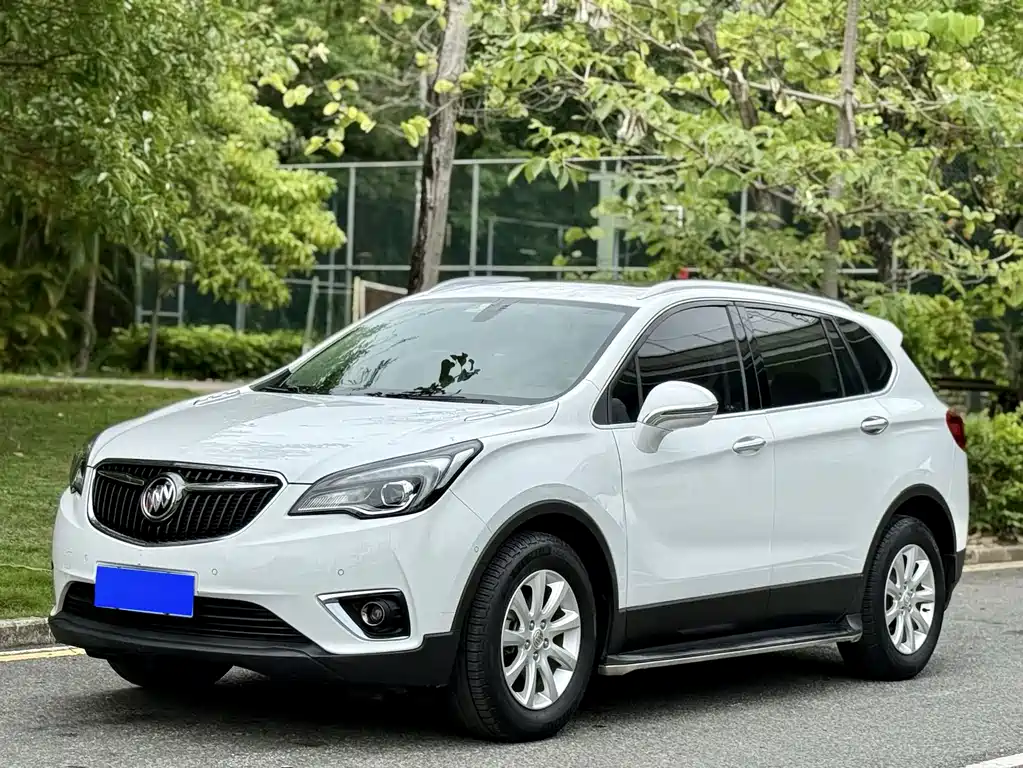 Buick Envision Plus 2018 — фото 1
