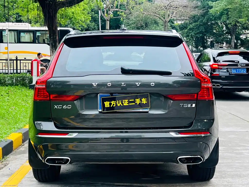 Volvo XC60 2020 — фото 4