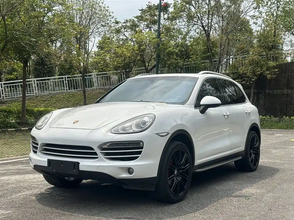Porsche Cayenne 2014