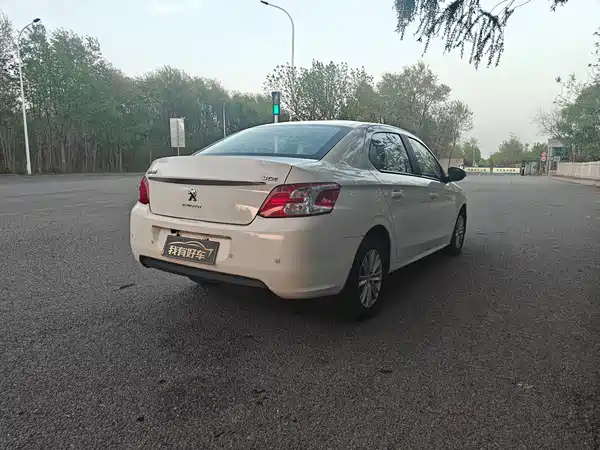 Peugeot 301 2016