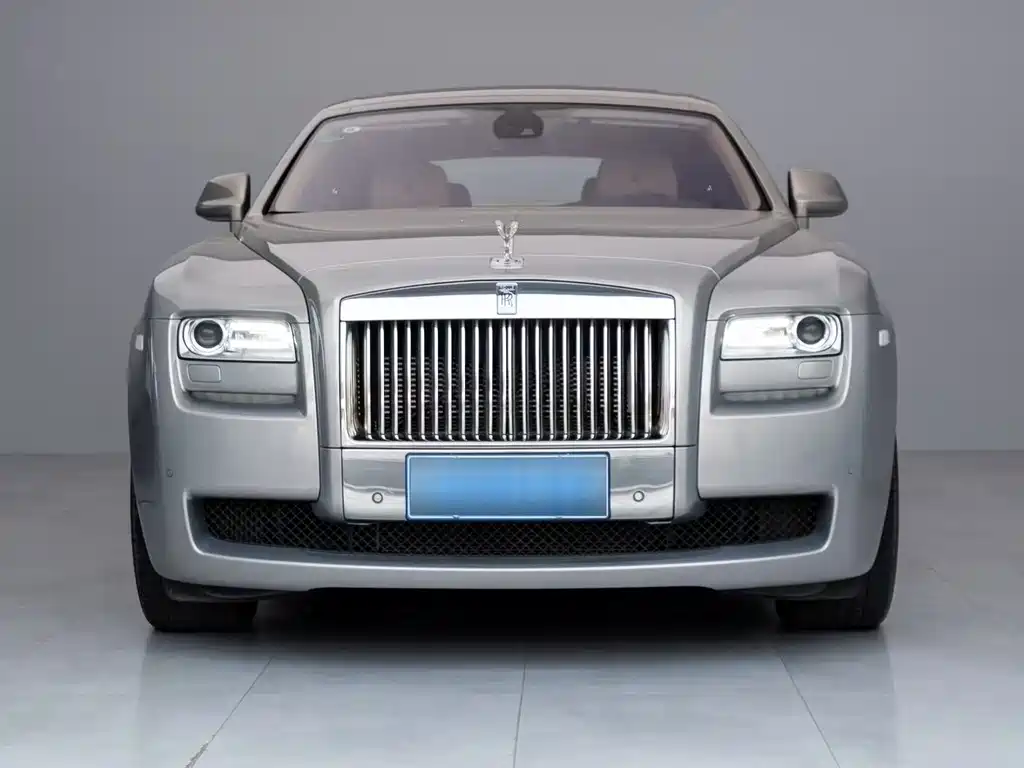 Rolls-Royce Ghost 2012 — фото 1