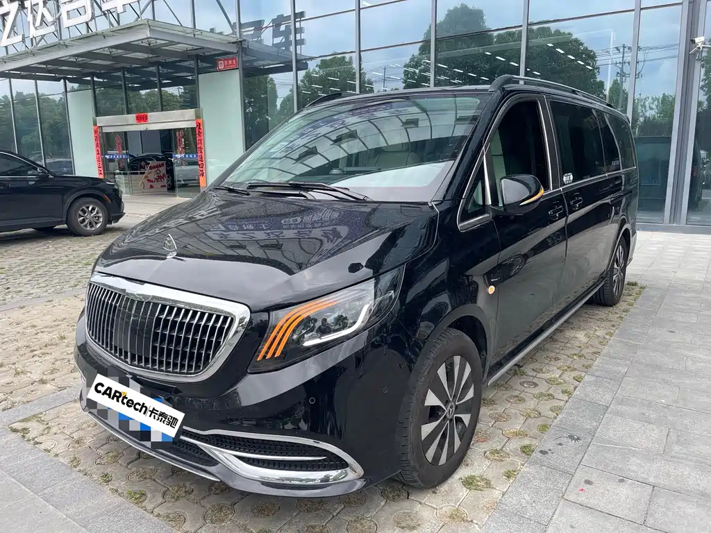 Mercedes-Benz Vito 2023 — фото 1