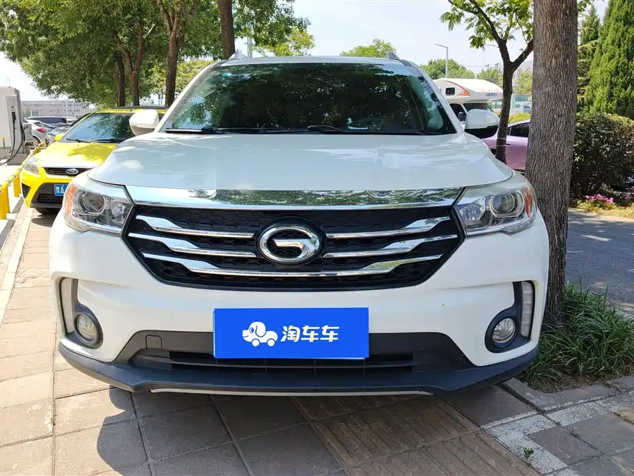 GAC Motor Trumpchi GS4 2016 — фото 2