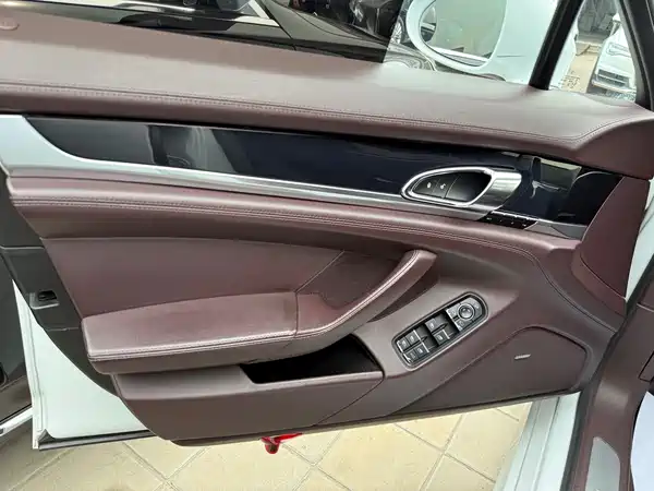 Porsche Panamera 2016