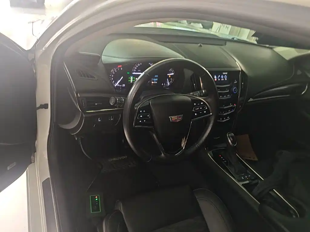 Cadillac ATS-L 2017 — фото 11