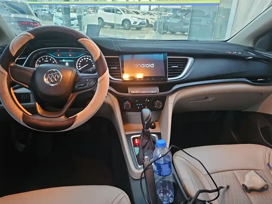 Buick Excelle 2017 — фото 12