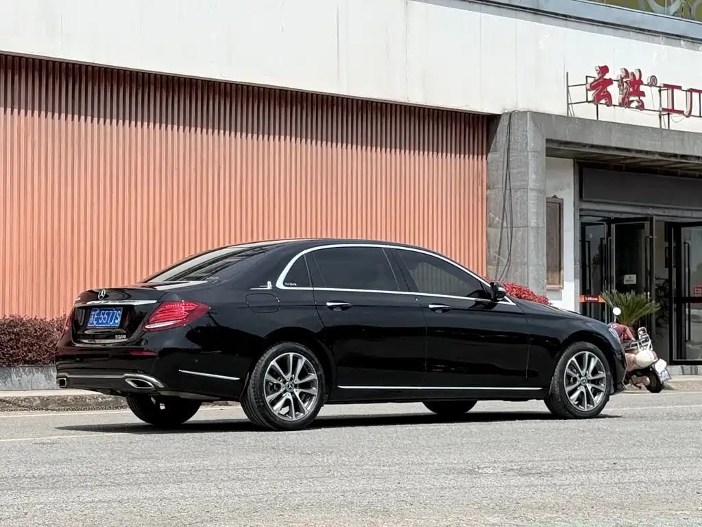 Mercedes-Benz E-Class 2018 — фото 7