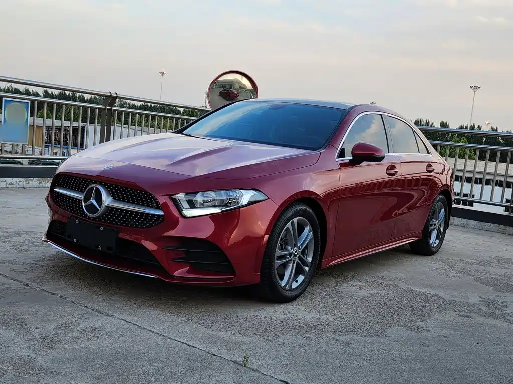 Mercedes-Benz A-Class 2021 — фото 1