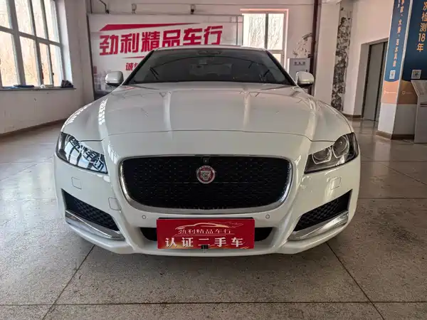 Jaguar XFL 2017