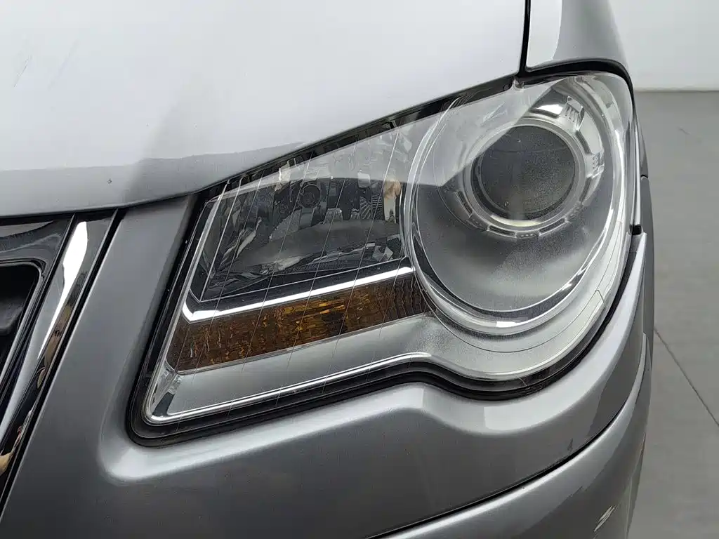 Volkswagen Touran 2010