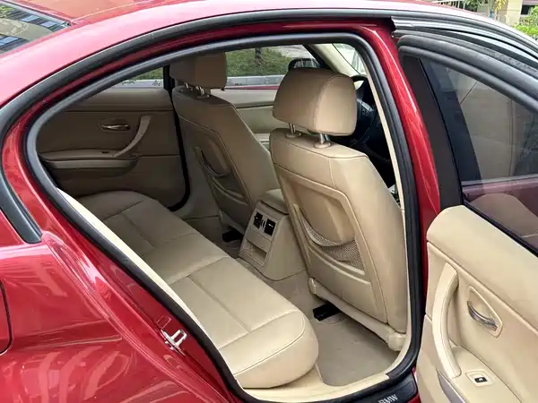 BMW 3 Series 2012