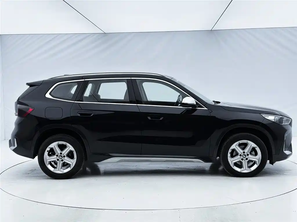 BMW X1 2023 — фото 9