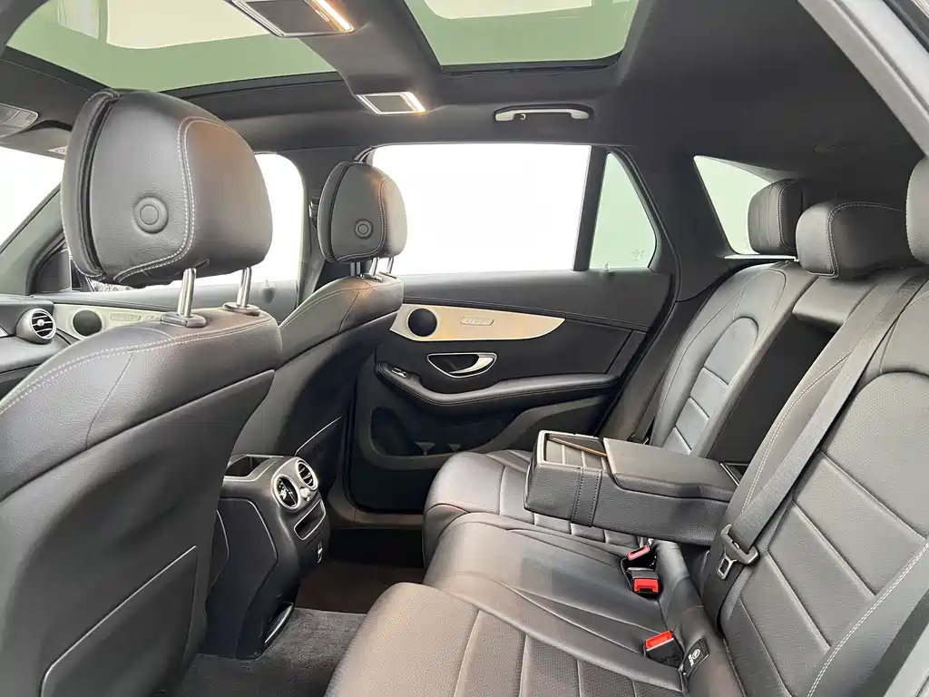 Mercedes-Benz GLC 2022 — фото 16