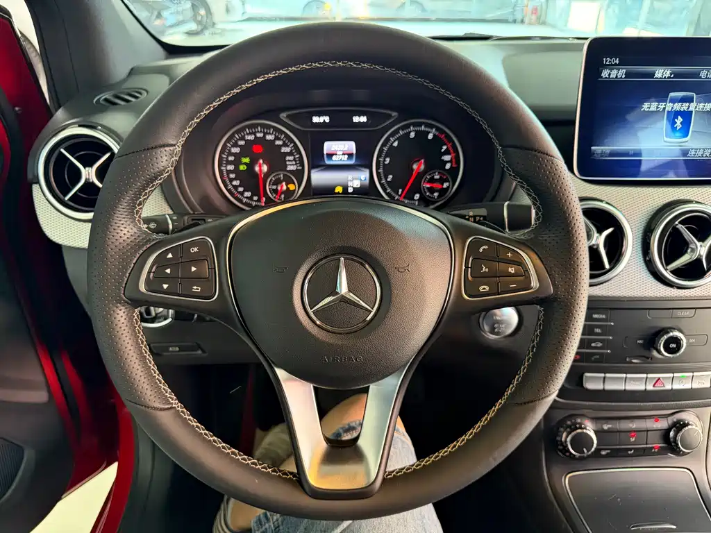Mercedes-Benz B-Class 2018 — фото 13