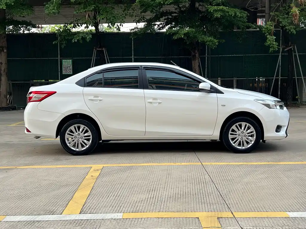 Toyota Vios 2014 — фото 2