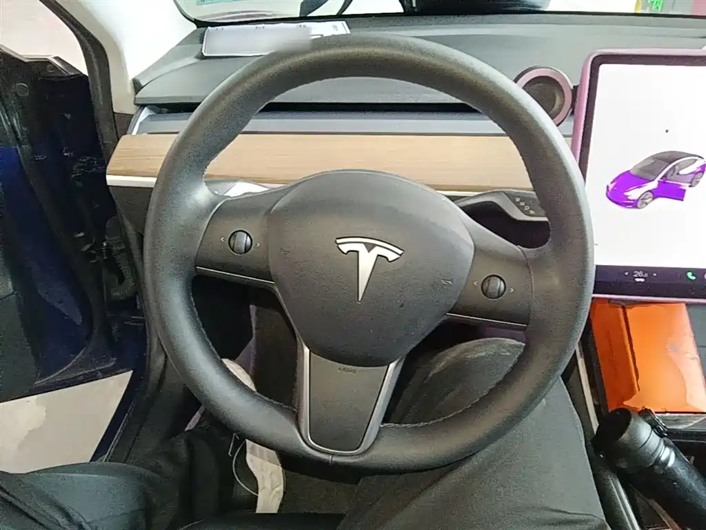Tesla Model 3 2020 — фото 11