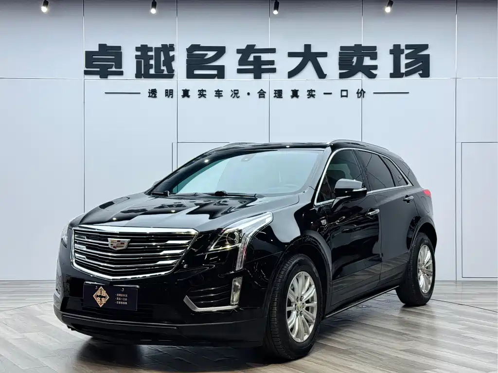 Cadillac XT5 2018 — фото 1