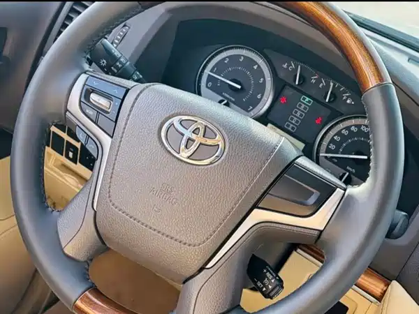 Toyota Land Cruiser 2018