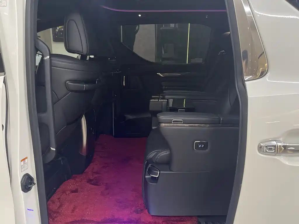Toyota Alphard 2021 — фото 6