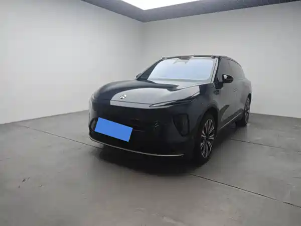 NIO ES8 2023
