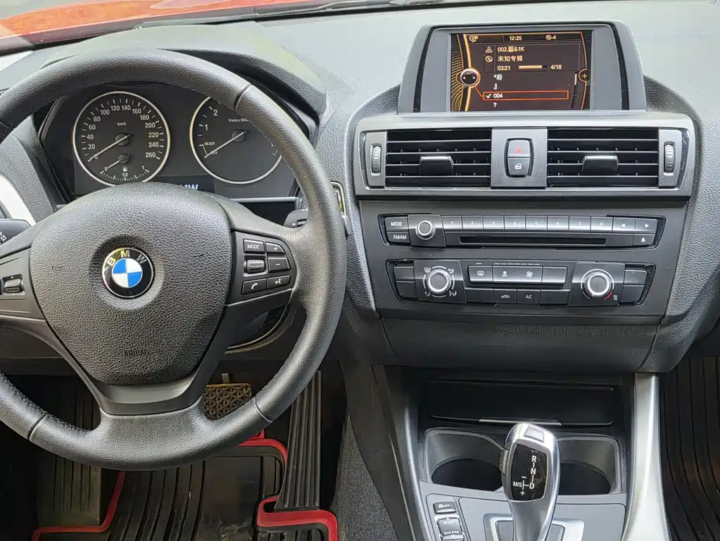 BMW 1 Series 2013 — фото 25