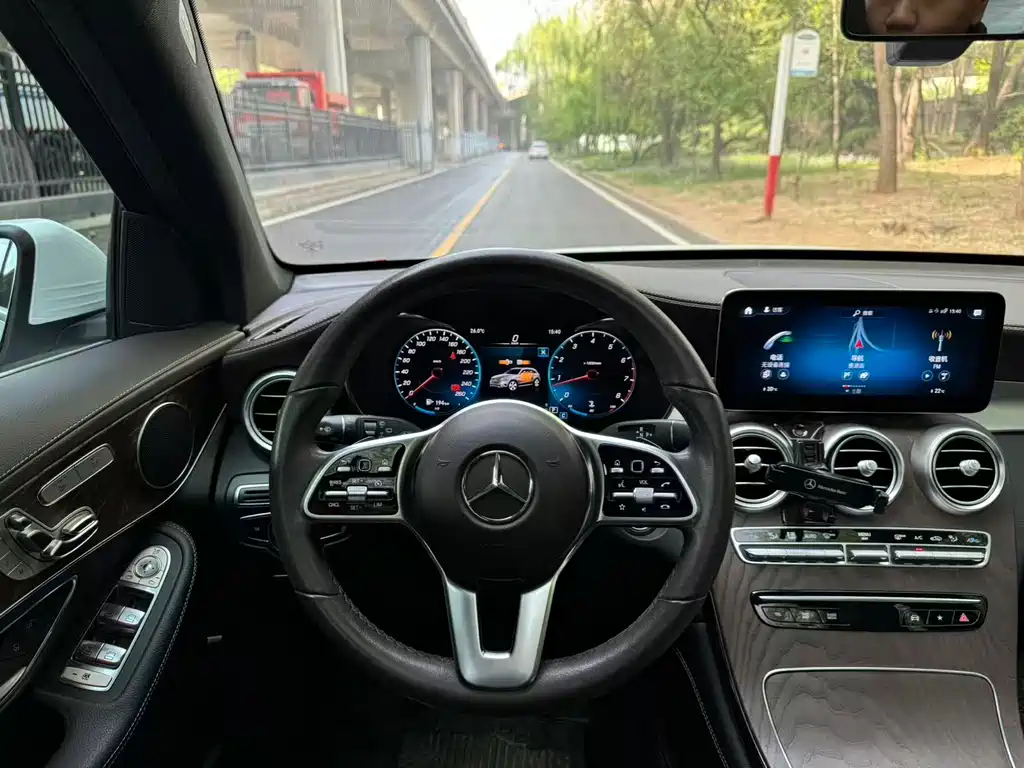 Mercedes-Benz GLC 2021