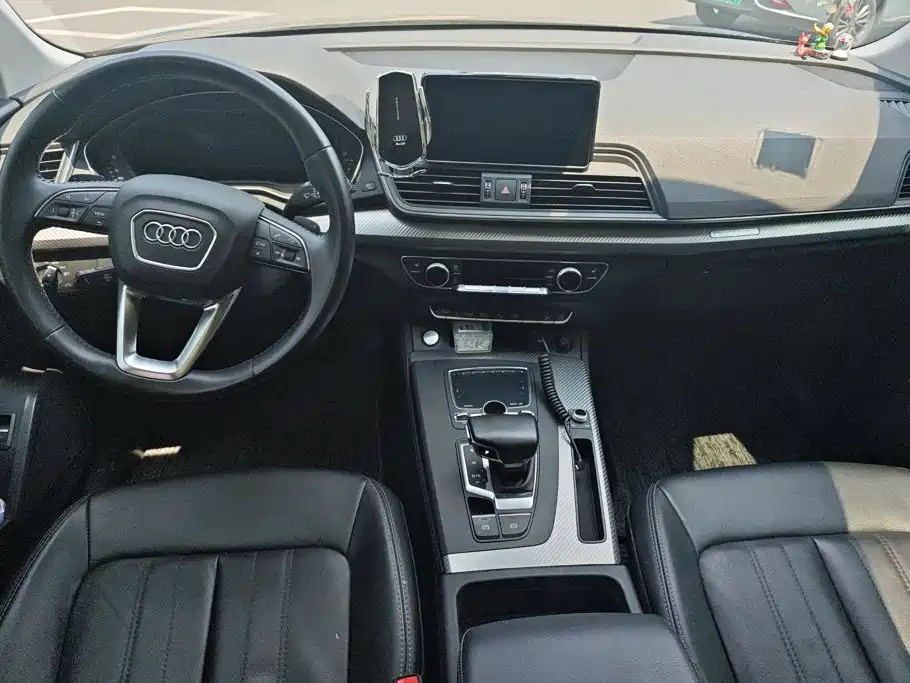 Audi Q5L 2021 — фото 12
