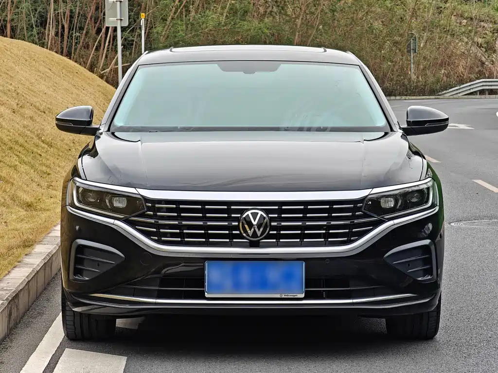 Volkswagen Passat 2025 — фото 2
