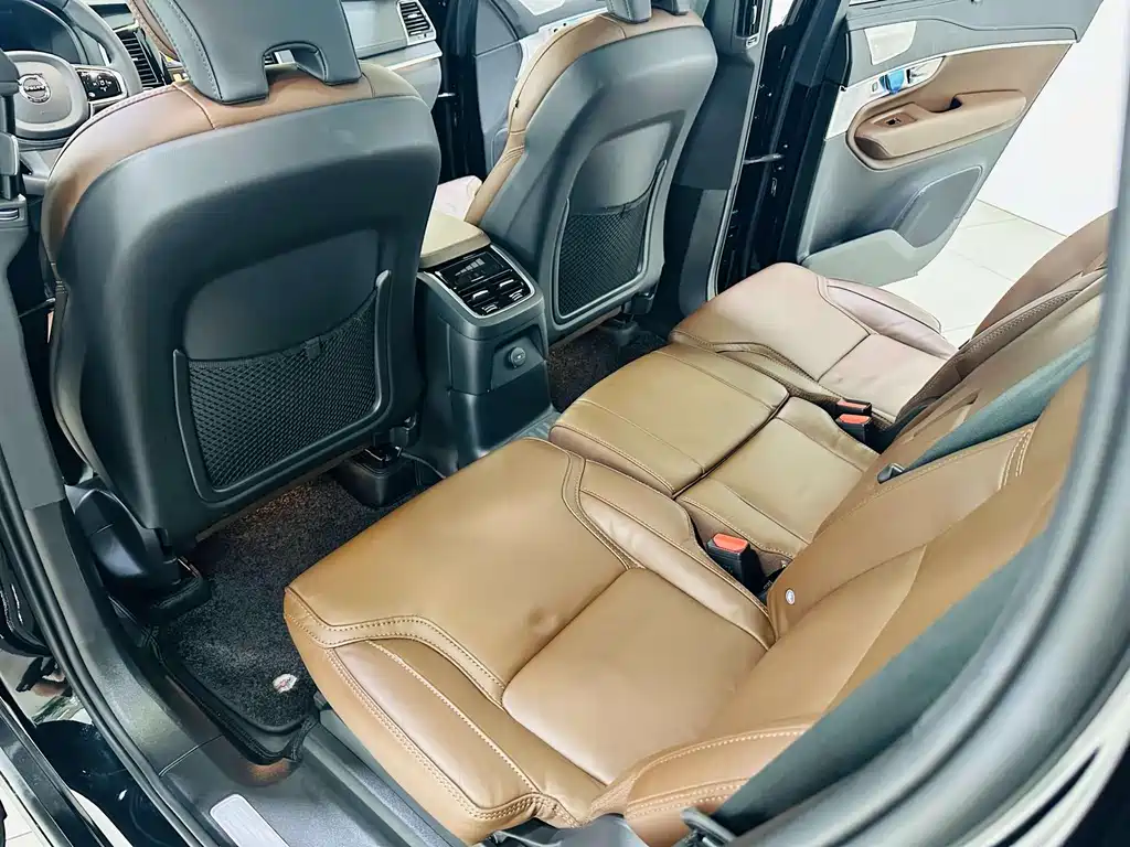 Volvo XC90 PHEV 2023 — фото 13