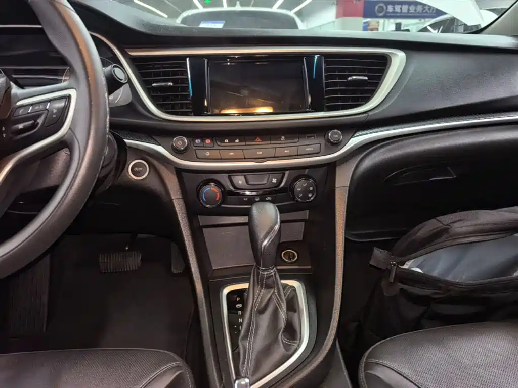 Buick Excelle 2021 — фото 13