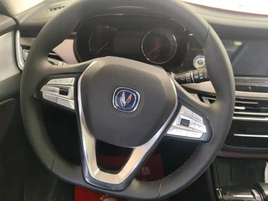Changan CS35PLUS 2019 — фото 15