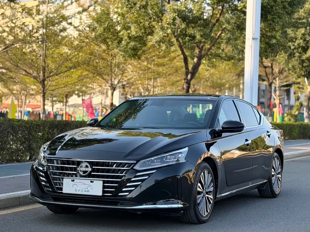 Nissan Teana 2023 — фото 1