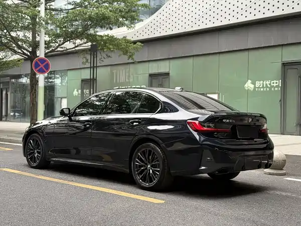 BMW 3 Series 2024