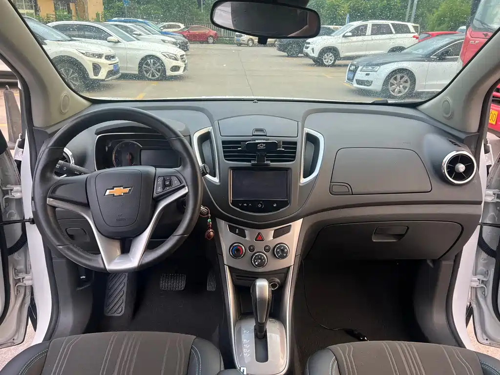 Chevrolet Trax 2016 — фото 6
