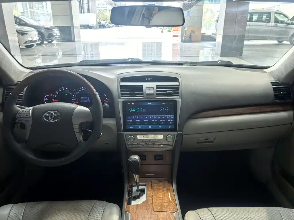 Toyota Camry 2009 — фото 13