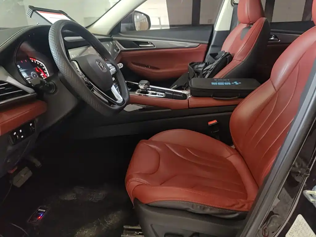 Changan CS85 COUPE 2020 — фото 15