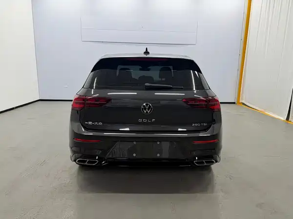 Volkswagen Golf 2022