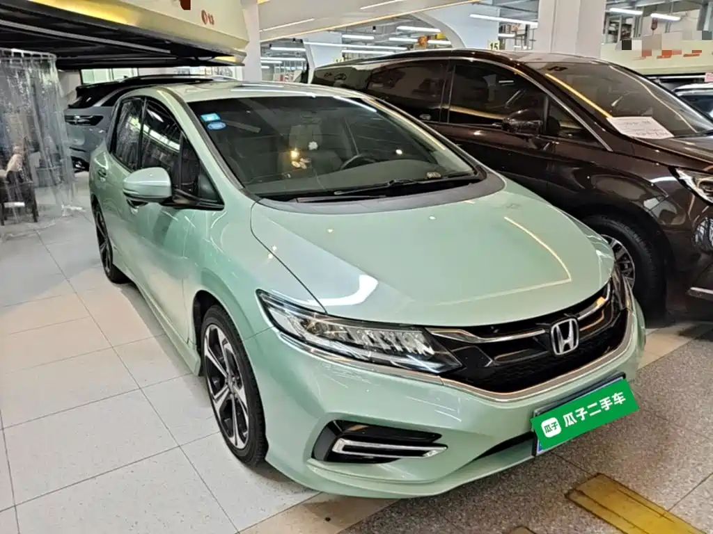 Honda Jade 2017 — фото 4