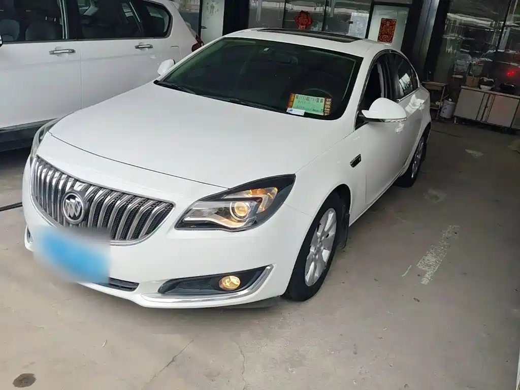 Buick Regal 2015 — фото 1