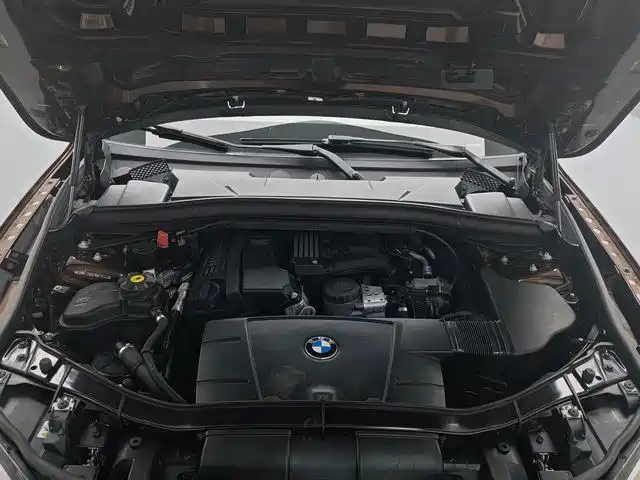 BMW X1 2014 — фото 13