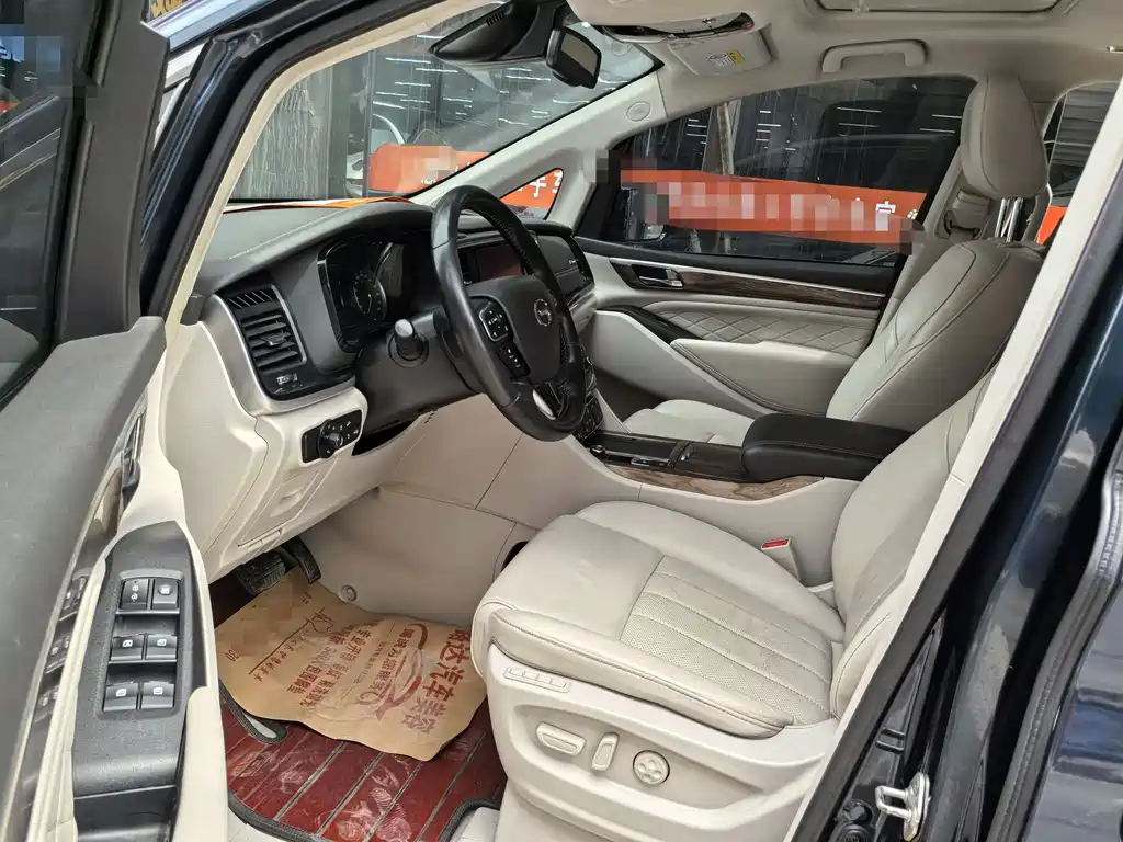 GAC Motor Trumpchi M8 2019 — фото 7