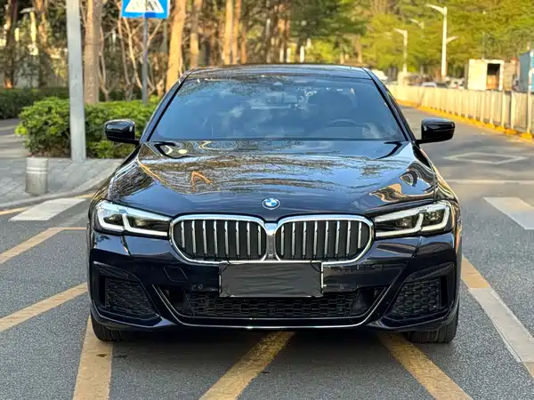 BMW 5 Series 2023