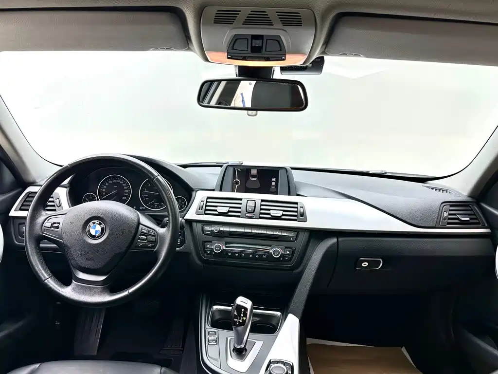 BMW 3 Series 2013 — фото 15