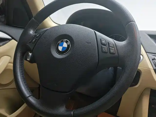 BMW X1 2014 — фото 10