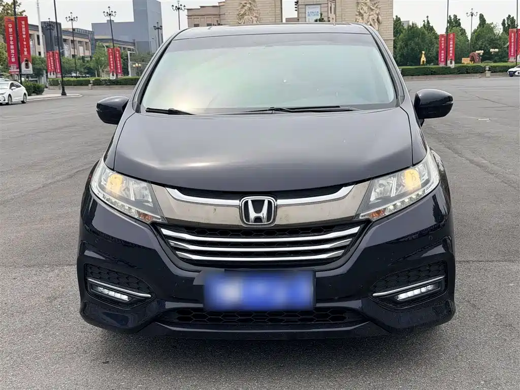 Honda Odyssey 2019 — фото 4