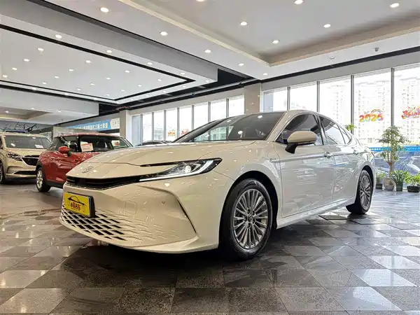 Toyota Camry 2024