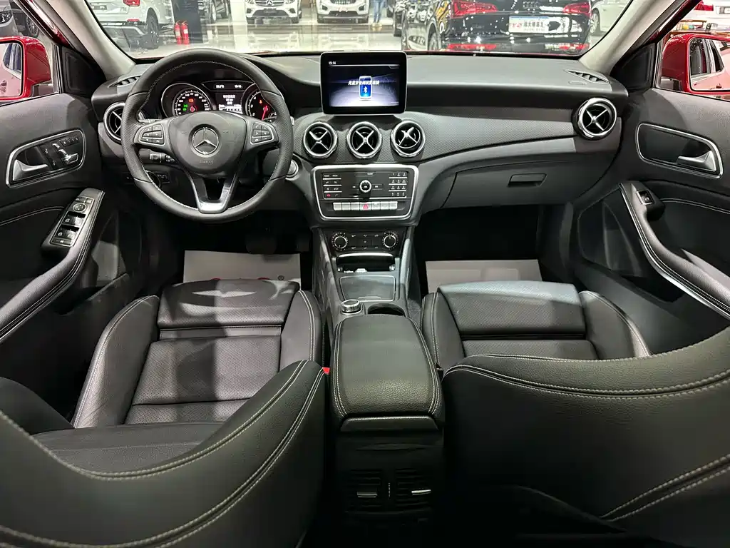 Mercedes-Benz GLA 2018 — фото 9